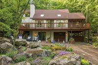 Hideout 3Br Retreat•Big Deck,Game Rm, Firepit,Fireplace•6Bikes•Kayaks•Golf•Pools - 健身房