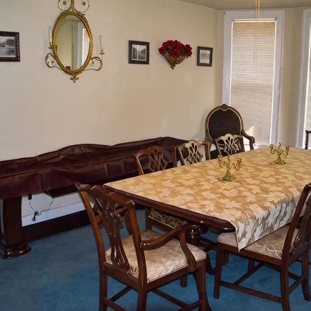 Tabor House All Season Vacation Rental LLC/Perfect for Families, Pets Welcome Отели в г. Уоллес