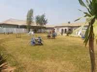 Fish Eagle Backpackers - Pet friendly