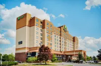 Holiday Inn & Suites 渥太華卡娜塔