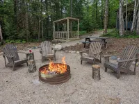 Private lakefront cabin on beautiful Munuscong Bay - Hytter