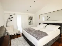 ~ Regensburg Schönstes Appartment an der Donau~ Отели в г. Зинцинг
