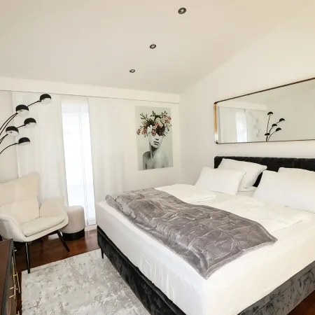 ~ Regensburg Schönstes Appartment an der Donau~ Hoteles en Sinzing