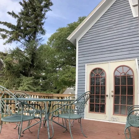 4 BEDROOM HOME IN MANISTEE MI.  Walk to the Lake! Deck!
