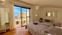 Bungalow with private pool, internet, close to the sea, courtyard, top location, parking lot - Private Pools