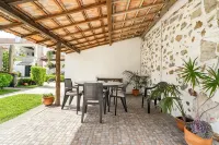 Solar Piedade - 12.500 m2 property with heated pool and sports court