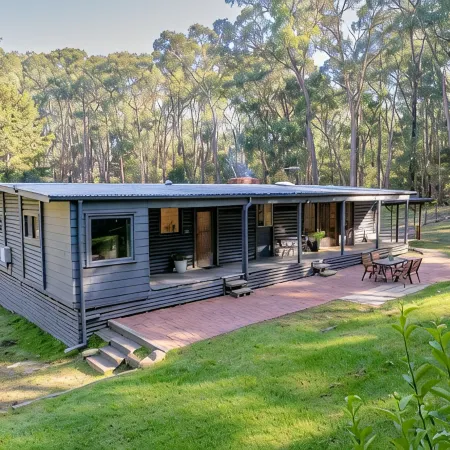 Private forest surround in Yarra Valley - In-between Warburton & Healesville