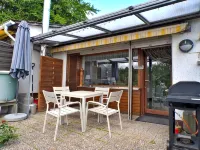 Grill, Überdachte Terrasse, Sonnenschirm, 2 Einzelbetten, 2xtv, Küche, Ww-knoten