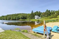 Modern Rustic Lodge! 2 min. walk to Ski Slopes, 6TVs, Linens, WiFi, A/C, Firepit - 2 étoiles