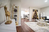 Beautifully Renovated 4-Bed, 3-Bath Family Home with Modern Finishes in Decatur - Wifi