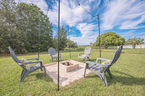 Weeki Wachee Pod - 4-Star