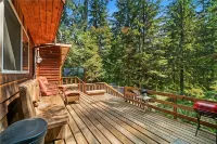 Cedar-sided cabin, RV parking, Kids & Pet friendly - Hytter