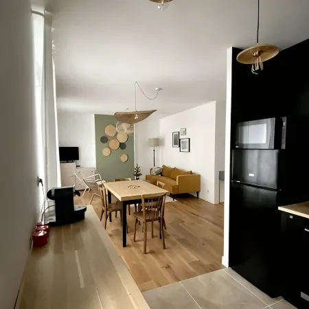 Champagne! Spacious apartment