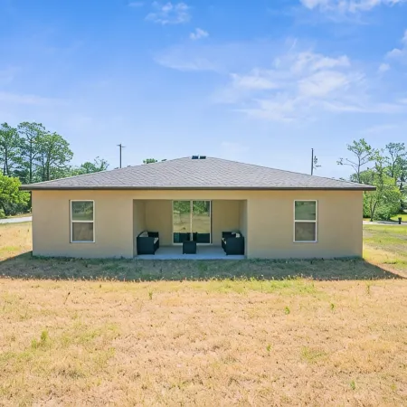 Charming 4-bedroom house with WiFi and AC in pleasant Spring Hill