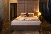 Blaire Executive Suites - balcony