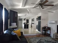 Home in Concord. A cozy getaway - 2-Star