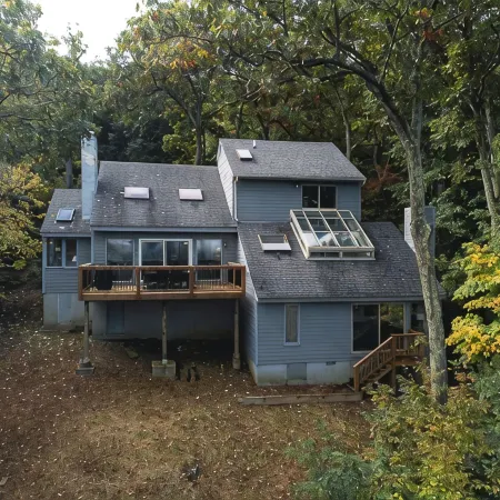Incredible Mountain Views - Modern Four Bedroom Home - Five Minute Walk to Slope