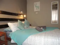 Cango Retreat Lover's Nest - 3-Star