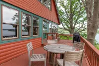 海灣景觀。海灣畔濱水原木小屋。可攜帶寵物。 - 小木屋