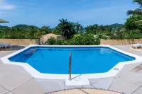 Luxury And Peaceful Little Condo With Direct Access To The Beach - 私人泳池