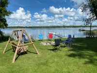 Beautiful Lakehome nestled in Longville with panoramic views!