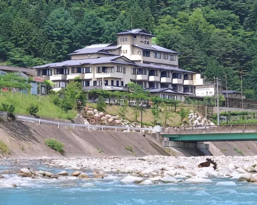 Kichiya Hotels in Achi