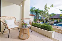Hill Myna Holiday Park & Cafe
