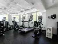 2500 Penn, a Placemakr Experience Hotels near Alexander Pushkin Statue