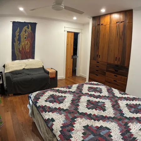 Cozy Lake House in Charming Roscoe: Your 3-Bedroom Getaway
