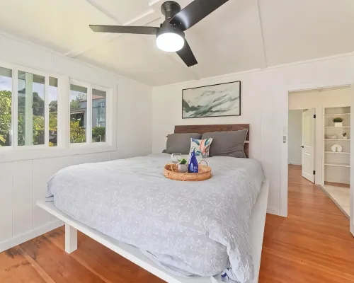 Mountain Oasis: Modern Plantation Home Hotels in Captain Cook