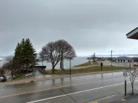 Bayside Inn