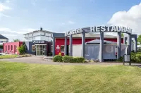 Brit Hotel Rennes le Castel