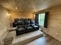 SwimTastic Escape: New Pool Cabin in Wears Valley - مسبح خاص