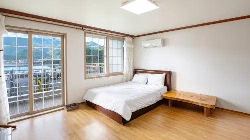 Geoje Island Milky Way Pension - Ocean View