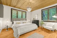 Wintergreen 5BR with Hot Tub, Sauna, Firepit