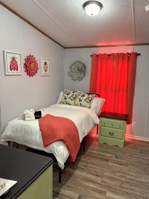 Country Comfort Vacation Rental, family friends and your boat we have the space.