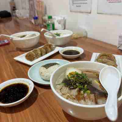 GAVs Abode: Your Spacious and Peaceful home in Duma Dining/Meeting Rooms