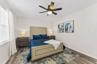 Lovely 2- Bedroom Condo located in the heart of BG