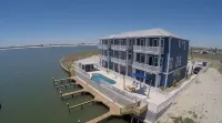 Waterfront Harbor View Hideaway - 4-Star