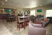 Cobblestone Hotel & Suites - Devils Lake - Pet friendly