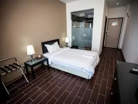 Putatan Platinum Hotel Hotels in Putatan