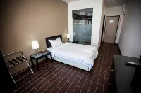 Putatan Platinum Hotel