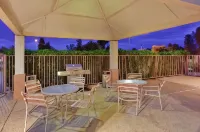 Sonesta Simply Suites Phoenix Tempe