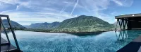 SomVita Suites