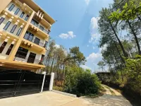 XTSY Travellers Hostel - Hostels