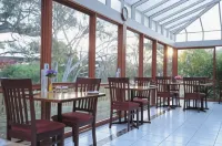 Artesian Spa Motel - breakfast