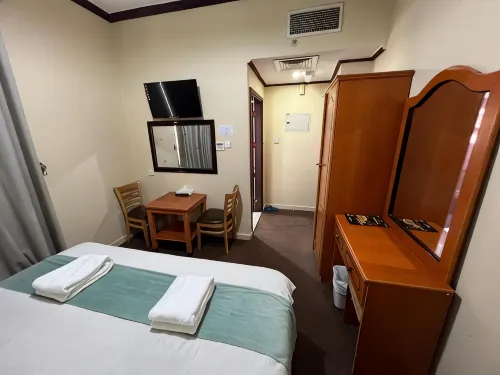 Al Jazeerah Hotel - 2-Star