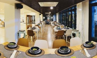 M Grand Hotel Roi Et