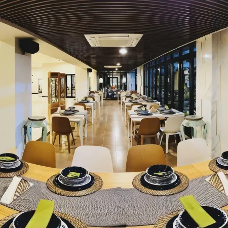 M Grand Hotel Roi Et