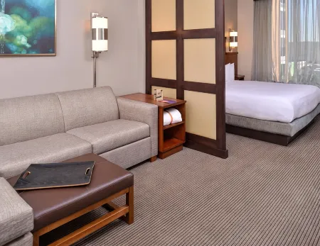 Hyatt Place Garden City